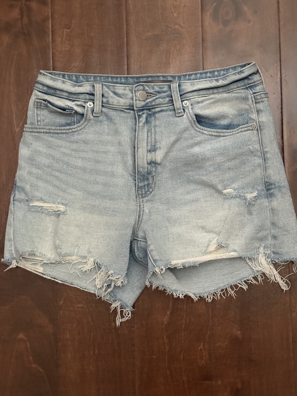 Just USA Women's Distressed Denim Shorts Light Wash Raw Hem Size 6 Stretch